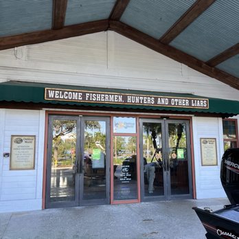 Bass Pro Shops - Outdoor Gear Near Me - Dania, Florida