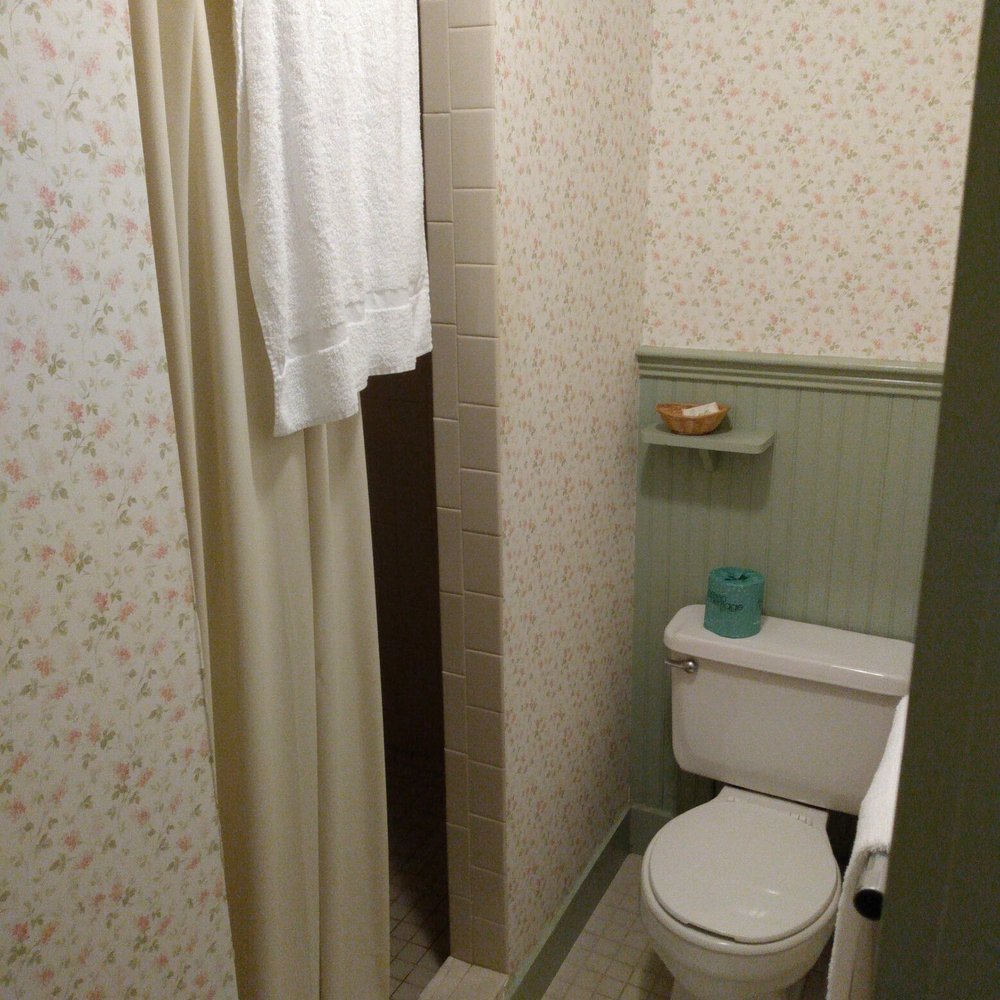 Silver Maple Lodge & Cottages - Hotels Near Me - Fairlee, Vermont Silver Maple Lodge & Cottages - Hotels Near Me - Fairlee, Vermont