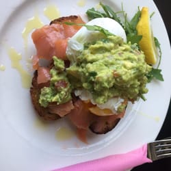 Queenies Store - All day breakfast with complimentary champagne to support breast cancer fundraising. Delicious as well as for a great cause!