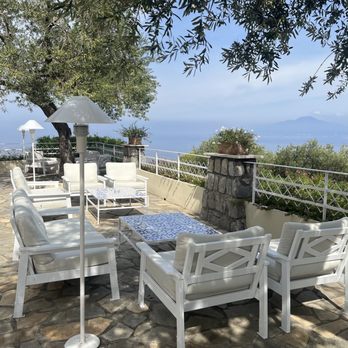 Grand Hotel Aminta - Outdoor patio - Hotels Near Me - Sorrento, NA