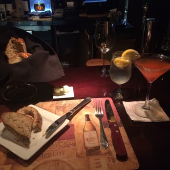 Vienna Wine Bar - At the bar - Wine Bars Near Me - Davie, Florida
