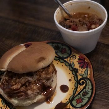 Big Vic's BBQ - Pulled pork sandwich and chipotle beans. - Barbeque Near Me - Turlock, California