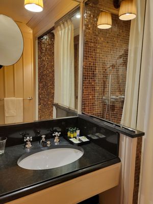 Hôtel Odéon Saint Germain by null