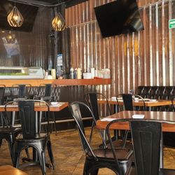 Fabric Sushi Bar - Sushi bar and indoor dining