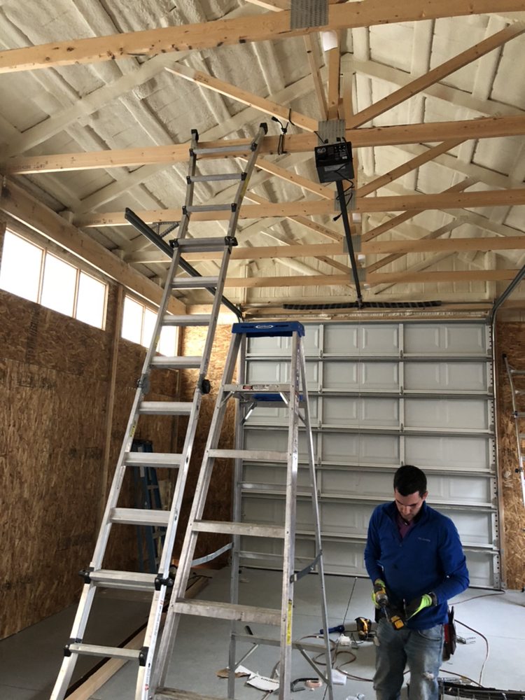 E&R Garage Door Repair - Garage Door Contractor in Colorado Springs, CO