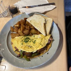 Rise N' Shine Breakfast Place - Omelette with sourdough and potatoes