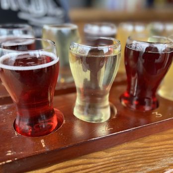 New England Cider Company - Flights - Bars Near Me - Wallingford, Connecticut New England Cider Company - Flights - Bars Near Me - Wallingford, Connecticut