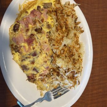 R Diner - Meat Lovers Omelette - Breakfast & Brunch Near Me - Monroe, Michigan