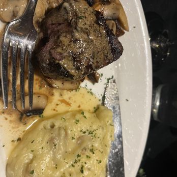 Johnny's Italian Steakhouse - Italian Near Me - Middleton, Wisconsin