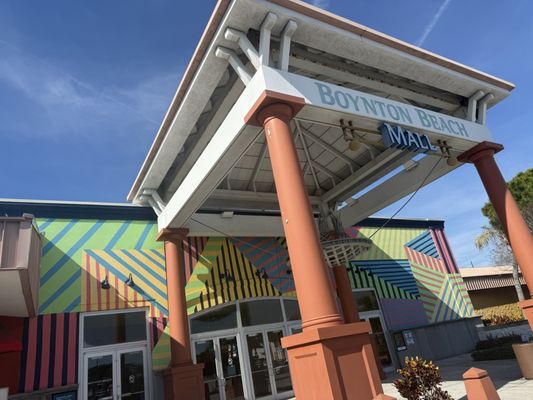 Boynton Beach Mall by null