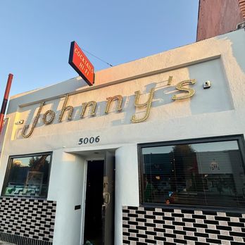 Johnny&#39;s - ☁️ 0400021839829_PAISLEYPURPLE?