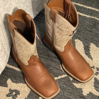 Boot Barn - Spacious for toes, handsome birthday boots! - Shoe Stores Near Me - Santa Rosa, California Boot Barn - Spacious for toes, handsome birthday boots! - Shoe Stores Near Me - Santa Rosa, California