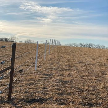 CR Fence - Fences & Gates Near Me - Concordia, Missouri CR Fence - Fences & Gates Near Me - Concordia, Missouri
