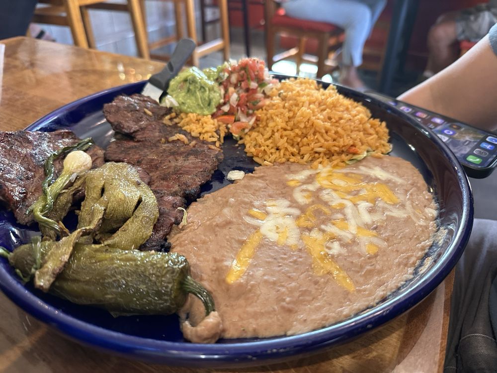 El Molcajete