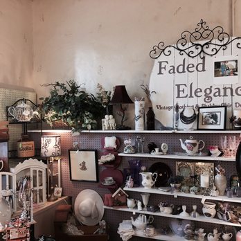 Mariposa Marketplace - Arts and crafts - Souvenir Shops Near Me - Mariposa, California Mariposa Marketplace - Arts and crafts - Souvenir Shops Near Me - Mariposa, California