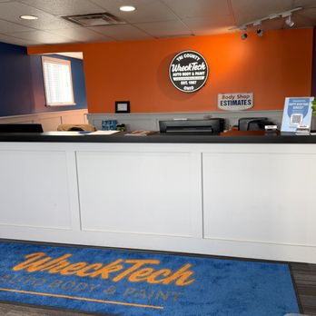 Three J's Wreck Tech - Front desk - Body Shops Near Me - Hamilton, Ohio Three J's Wreck Tech - Front desk - Body Shops Near Me - Hamilton, Ohio