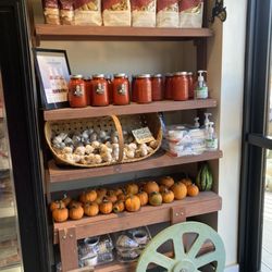 Lakeside Farm Stand