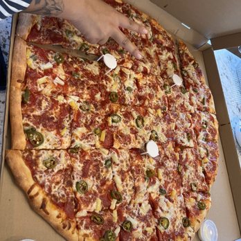Giant Manhattan Pizza - Giant pepperoni, pineapple, and jalapeño pizza - Pizza Near Me - Anaheim, California Giant Manhattan Pizza - Giant pepperoni, pineapple, and jalapeño pizza - Pizza Near Me - Anaheim, California