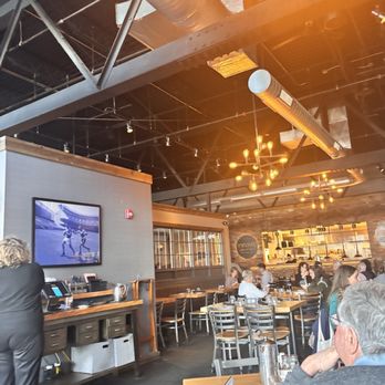 Innovo Kitchen - seating - American Near Me - Latham, New York Innovo Kitchen - seating - American Near Me - Latham, New York