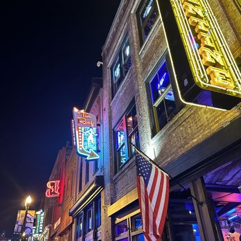 TIN ROOF BROADWAY - Updated October 2024 - 354 Photos & 316 Reviews