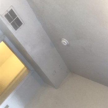 Travel Inn - Missing smoke detector!!! - Hotels Near Me - Susanville, California Travel Inn - Missing smoke detector!!! - Hotels Near Me - Susanville, California