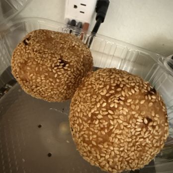 Tao Yuen Pastry - Sesame balls with the sweet bean filling - Bakeries Near Me - Oakland, California Tao Yuen Pastry - Sesame balls with the sweet bean filling - Bakeries Near Me - Oakland, California