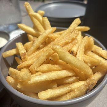 Pilot Project Brewing - Wrigleyville - Fries - Breweries Near Me - Chicago, Illinois Pilot Project Brewing - Wrigleyville - Fries - Breweries Near Me - Chicago, Illinois