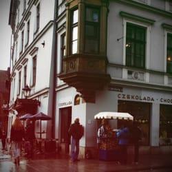Obwarzanki krakowskie na Grodzkiej - stoisko z obwarzankami na ul. grodzkiej
