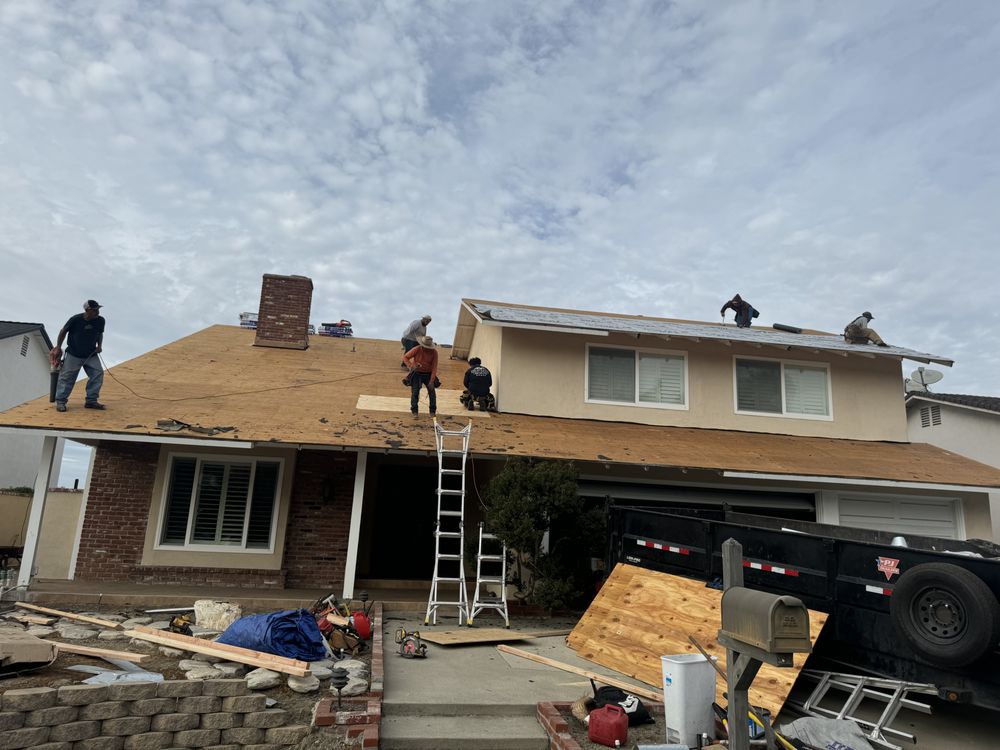 Slide of Medina Pro Roofing