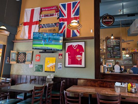 Ben 'N Nick's Bar & Grill by null