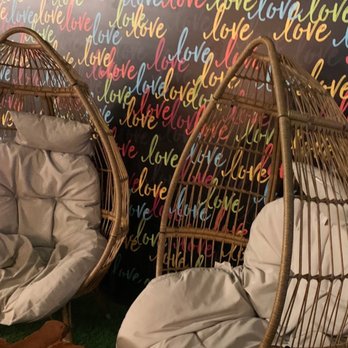 Social - Love Seats - New American Near Me - Costa Mesa, California