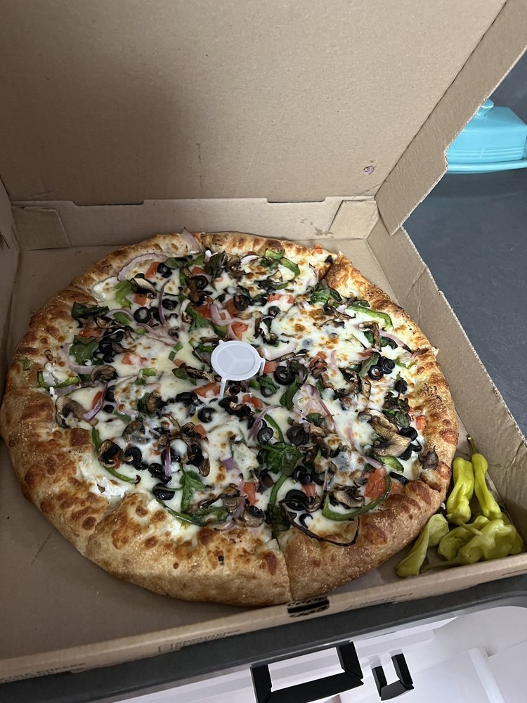 ZACK’S PIZZA Updated August 2024 103 Photos & 71 Reviews 515