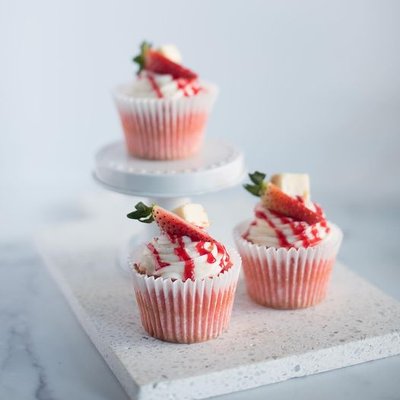 Daddy's Girls Bakery by null