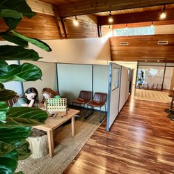 Renewal Care Hyperbarics & Wellness - Waiting Area at Renewal Care Wellness Center
