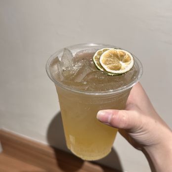 Broken Coffee - Spring Mountain - Honey Yuzu Refresher - Coffee & Tea Near Me - Las Vegas, Nevada