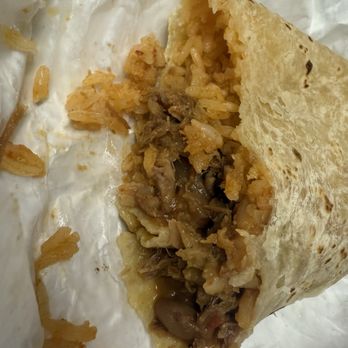 Carnitas Don Cuco - Burrito de carnitas con arroz y frijoles - Mexican Near Me - Pacoima, California Carnitas Don Cuco - Burrito de carnitas con arroz y frijoles - Mexican Near Me - Pacoima, California