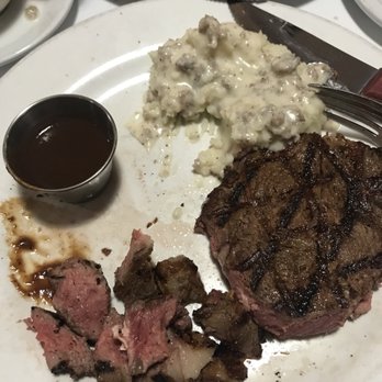 M & J Bistro - New American Near Me - Tracy, California