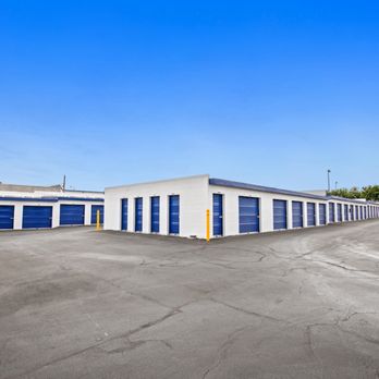 US Storage Centers - Exterior units - Self Storage Near Me - Las Vegas, Nevada US Storage Centers - Exterior units - Self Storage Near Me - Las Vegas, Nevada