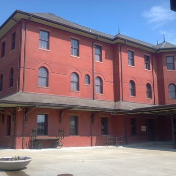 Amtrak Train Station - Train Stations Near Me - Rocky Mount, North Carolina