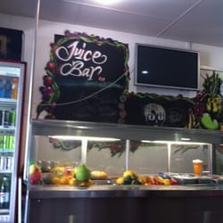 Shore Catch - Pick of the juice bar in a small Fish n Chips takeaway