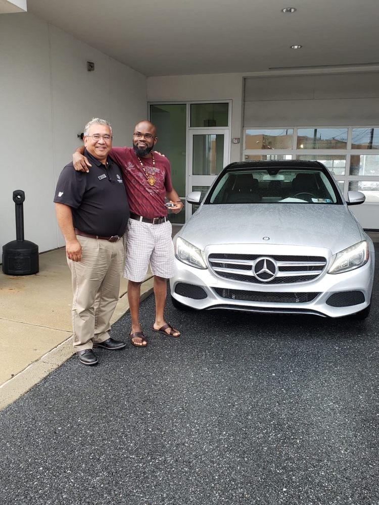 MERCEDESBENZ OF LEHIGH VALLEY 27 Reviews Car Dealers 3401 Lehigh