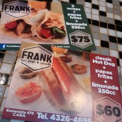 Frank - Es un buen lugar, tienen opciones concretas pero todo está BUENISIMO, sus promo suman mil puntos más a este lugar.