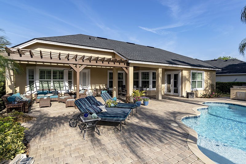 Slide of Stratus Roofing