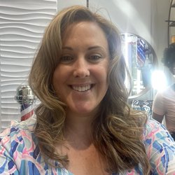 Breez Blow Dry Bar