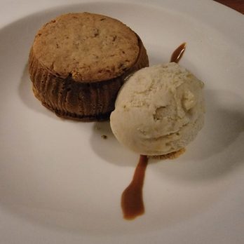 Quinto - Fondant de tres leches with banana ice cream and a pecan cookie - Steakhouses Near Me - Miami, Florida