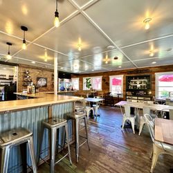 The Local Provisions - Welcoming interior
