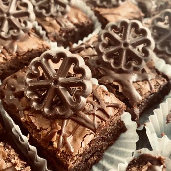 Sweet But Savory Bakery - Fudge brownies - Cupcakes Near Me Sweet But Savory Bakery - Fudge brownies - Cupcakes Near Me