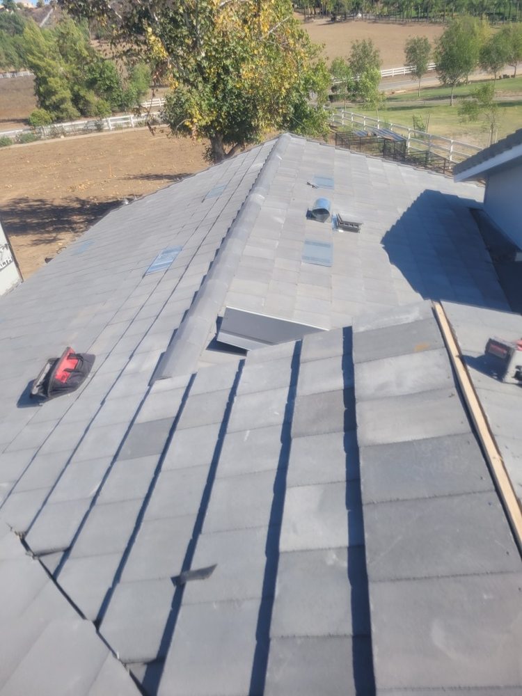 Slide of Jar Pros Construction