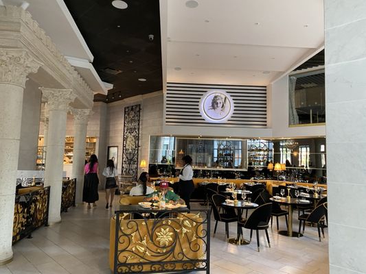 Zakia Modern Lebanese Restaurant by null