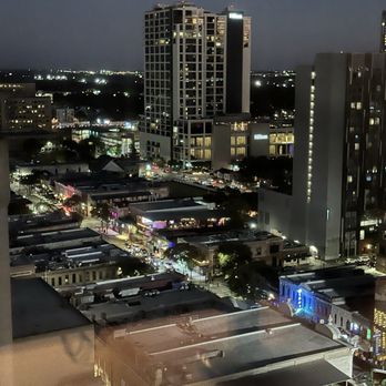Element Austin Downtown - Hotels Near Me - Austin, Texas Element Austin Downtown - Hotels Near Me - Austin, Texas